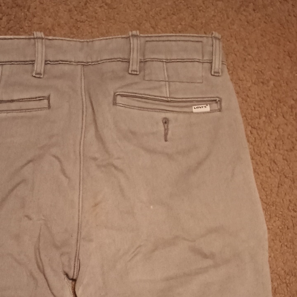 Levi's Gray Chinos Classic Style